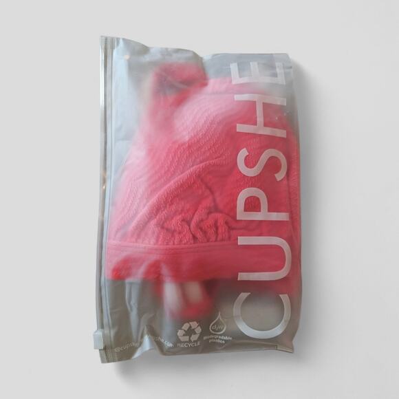 Cupshe Cherry Red Plunging Cutout Bikini Top- NWT - Sz L - Picture 6 of 6